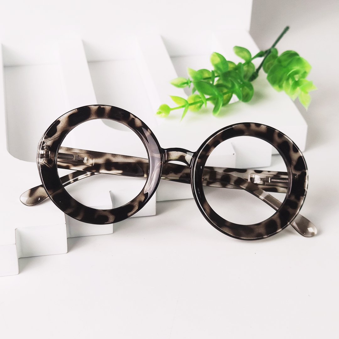 4 Pack Retro Round Reading Glasses Thicker Frame Readers R9109 4 Pairs Mix 0.50
